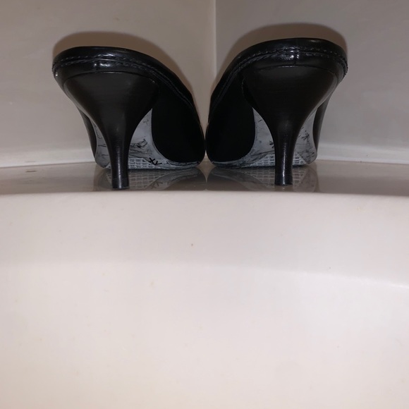 $150 ⭐️NEW⭐️Cole Haan Black Leather Kitten Mules - Picture 9 of 14